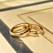 Vintage 14K Gold Oval Hoop Earrings, Polished Gold Tube Hoops, Lightweight, 585 Statement Earrings, 35mm