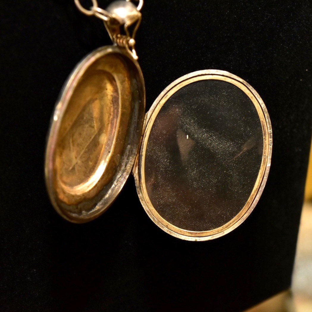 Vintage/Antique Hand-Engraved Sterling Silver Locket, Intricate Designs, Floral Motifs, Ornate Two-Sided Picture Locket, 2 5/8" L