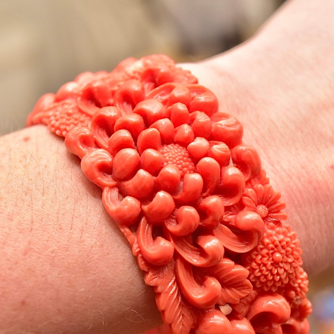 Vintage Floral Carved Celluloid Coral Bangle Bracelet, Wide Orange Bangle, Intricate Floral Designs, Stacking Bracelets, 8 L
