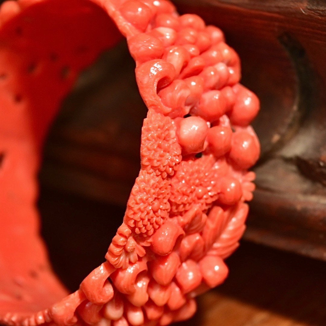 Vintage Floral Carved Celluloid Coral Bangle Bracelet, Wide Orange Bangle, Intricate Floral Designs, Stacking Bracelets, 8 L