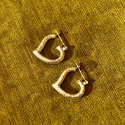 Vintage 14K Gold Hammered Heart Hoop Earrings, Textured Yellow Gold Hoops, Cute 585 Heart Earrings, 22mm