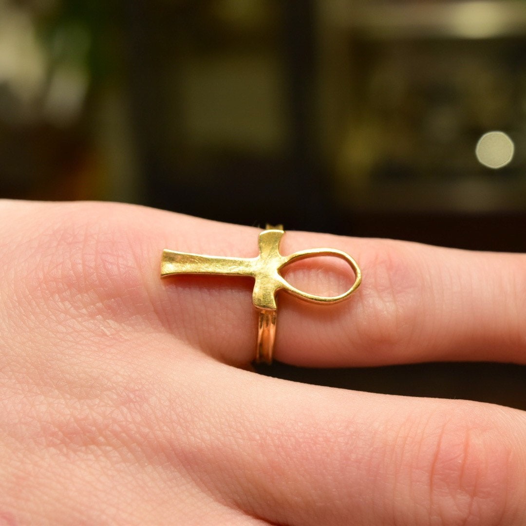 Vintage 14K Gold Ankh Ring, Egyptian Symbol Of Life, Solid Yellow Gold Ankh Ring, 585 Unisex Jewelry, Size 5 US