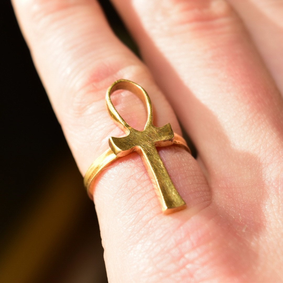 Vintage 14K Gold Ankh Ring, Egyptian Symbol Of Life, Solid Yellow Gold Ankh Ring, 585 Unisex Jewelry, Size 5 US