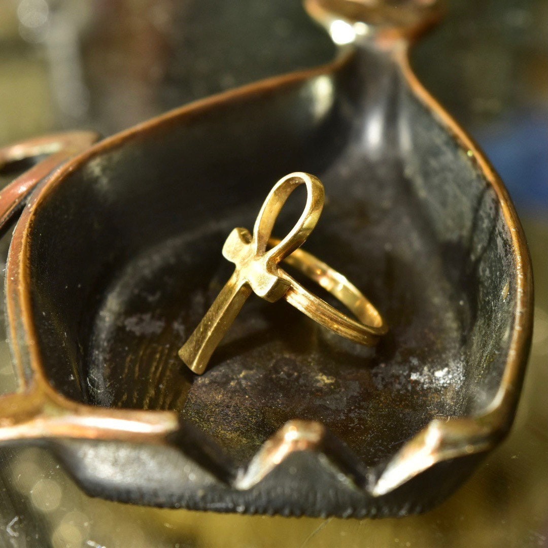 Vintage 14K Gold Ankh Ring, Egyptian Symbol Of Life, Solid Yellow Gold Ankh Ring, 585 Unisex Jewelry, Size 5 US