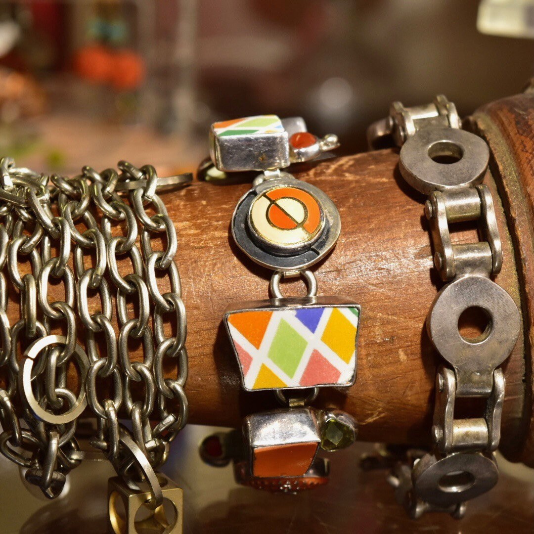Retro 'Echo Of The Dreamer' Sterling Silver Orange Enamel Charm Bracelet, Chunky Color Link Bracelet, Gemstone Accents, Toggle Clasp, 8 1/2"