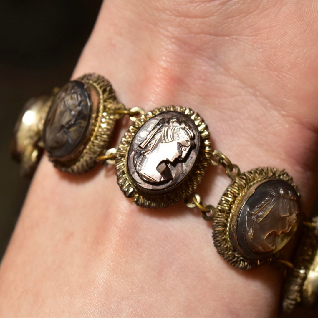 Italian 800 Silver Abalone Cameo Link Bracelet, Hand Carved Classic Relief Lady's Cameo, Sparkling Wire Wrap Settings, 7 1/2"