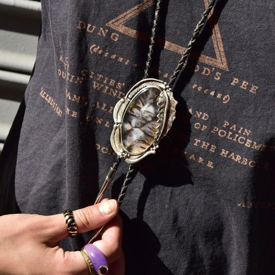 Vintage Sterling Silver Moss Agate Bolo Tie, Stand Sterling Bolo Tie, Moss Agate Cabochon, 20.75" L