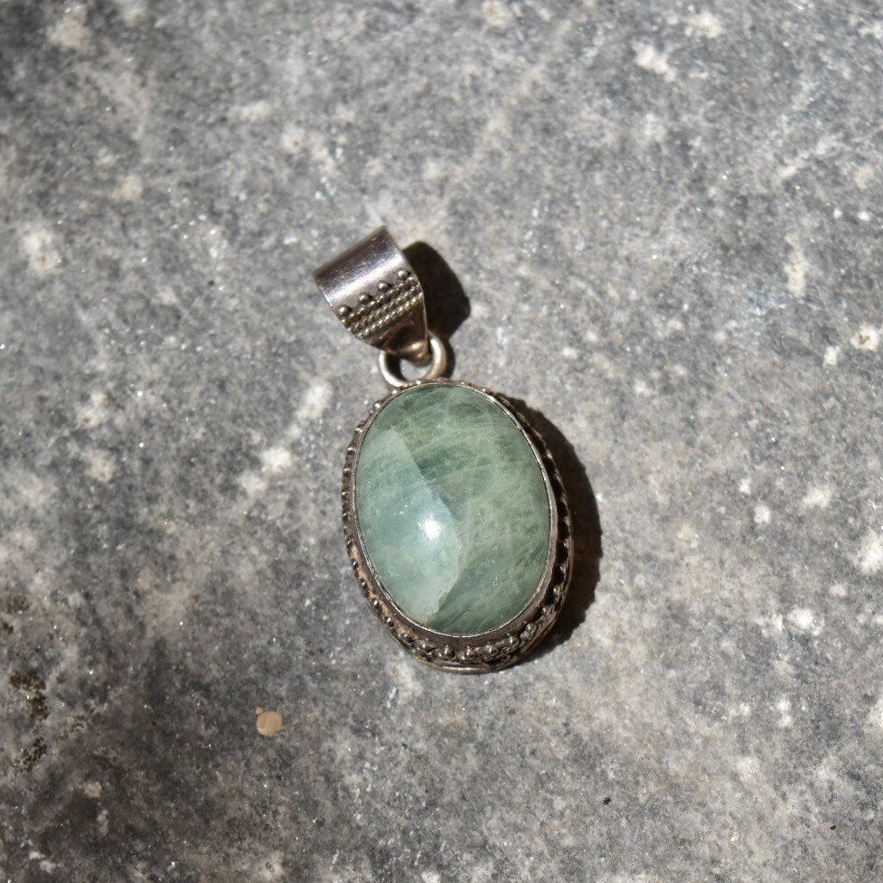 Vintage Bohemian Sterling Silver Quartz Pendant, Balinese Design, Green Crystal Cabochon, 42mm
