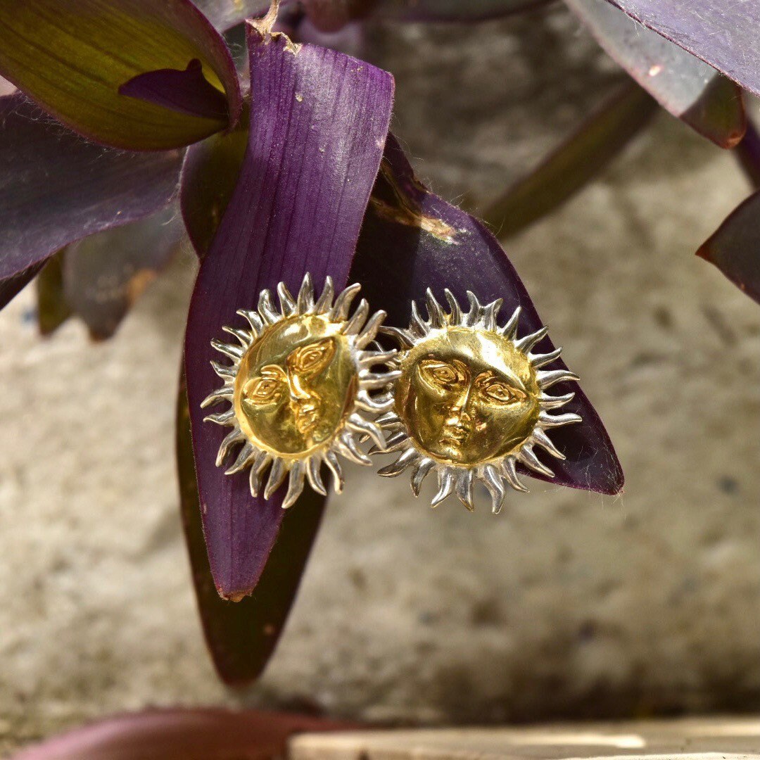 Vintage Two-Tone Sterling Silver Sun God Clip On Earrings, Gold Sun Face With Silver Rays, Mexico 925, Celestial Jewelry, 1 1/8