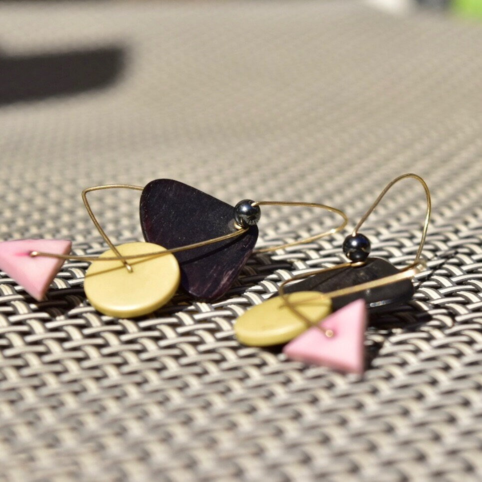 Vintage Abstract Modernist Gold Toned Wire Dangle Earrings, Geometric Shape Earrings, Pastel Retro Earrings, Gold Contemporary Earrings