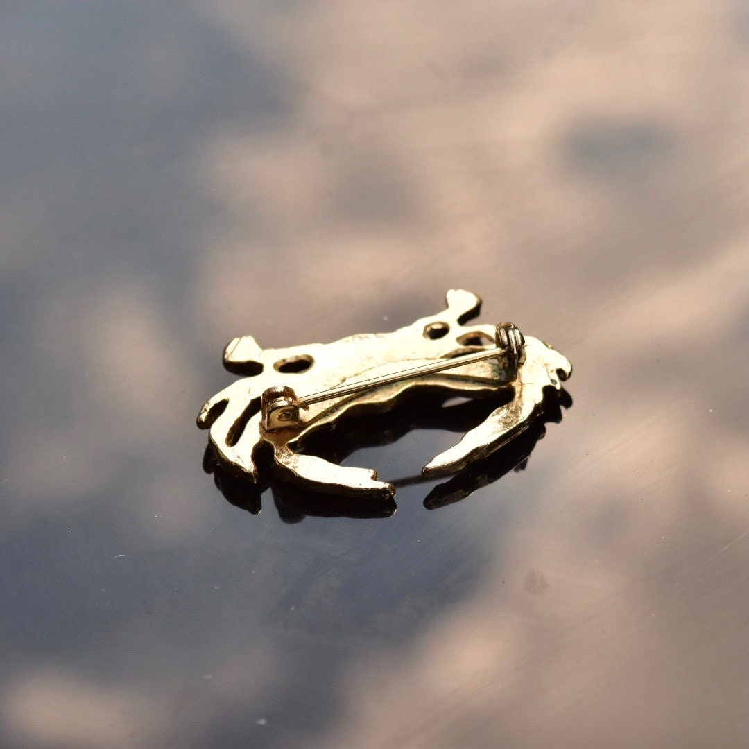 Vintage Gold-Toned Crab Brooch, Cute Crab Pin, Cancer Crab Pin, Zodiac Jewelry, Cancer Season, Jacket/Purse Pin, 40mm