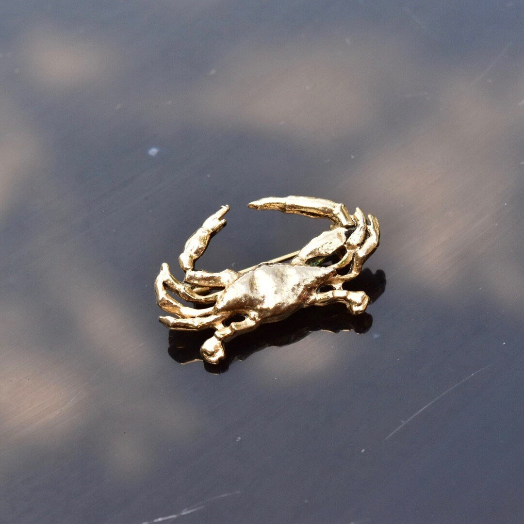 Vintage Gold-Toned Crab Brooch, Cute Crab Pin, Cancer Crab Pin, Zodiac Jewelry, Cancer Season, Jacket/Purse Pin, 40mm
