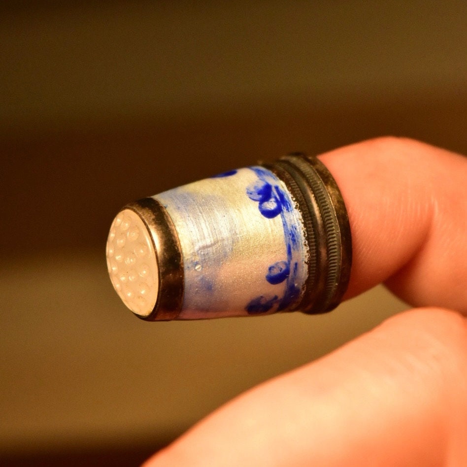 Antique Dutch Delft Sterling Thimble with Blue & White Enamel, Stippled Glass Top, Gilt Silver, Sewing Collectibles, Size 6