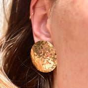 Vintage Modernist 14K Yellow Gold Hammered Disc Earrings, Round Crinkle Stud Earrings, Liquid Metal, , 1 7/8" L