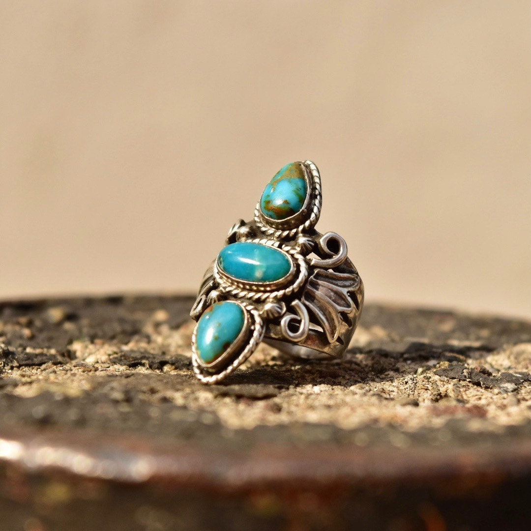 Vintage Silver Triple Turquoise Ring, Elongated Gemstone Ring, Turquoise Ring, Size 5 3/4 US