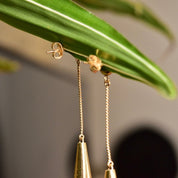 Vintage Elegant 14K Gold Pierced Drop Earrings, Elongated Teardrop Tassel, Minimalist Gold Dangle Earrings, 62mm