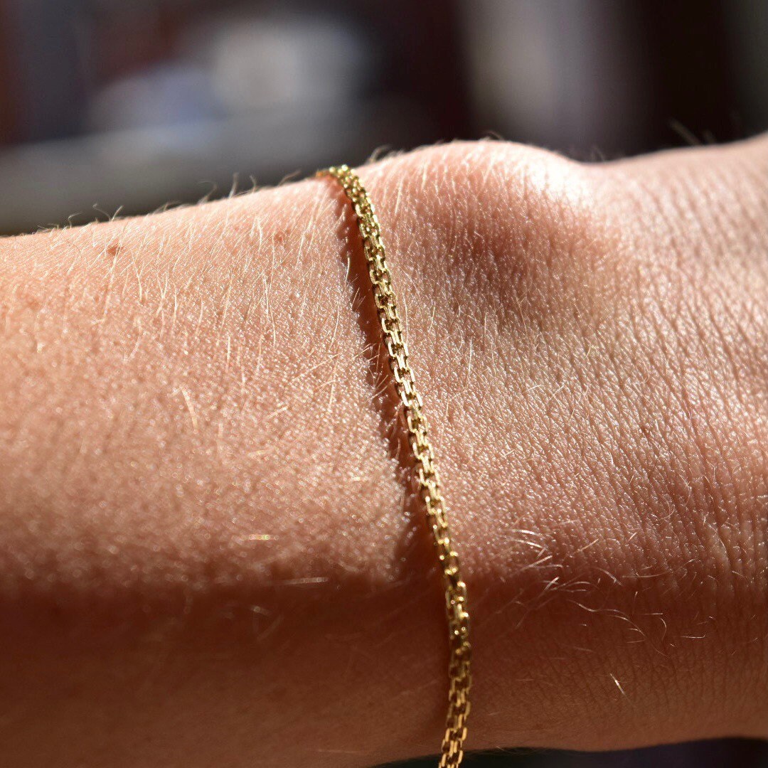 14K Gold Bismark Chain Bracelet, 2mm Flat Mesh Link Bracelet, Spring-Ring Clasp, Minimalist Jewelry, 7" L