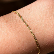 14K Gold Bismark Chain Bracelet, 2mm Flat Mesh Link Bracelet, Spring-Ring Clasp, Minimalist Jewelry, 7" L