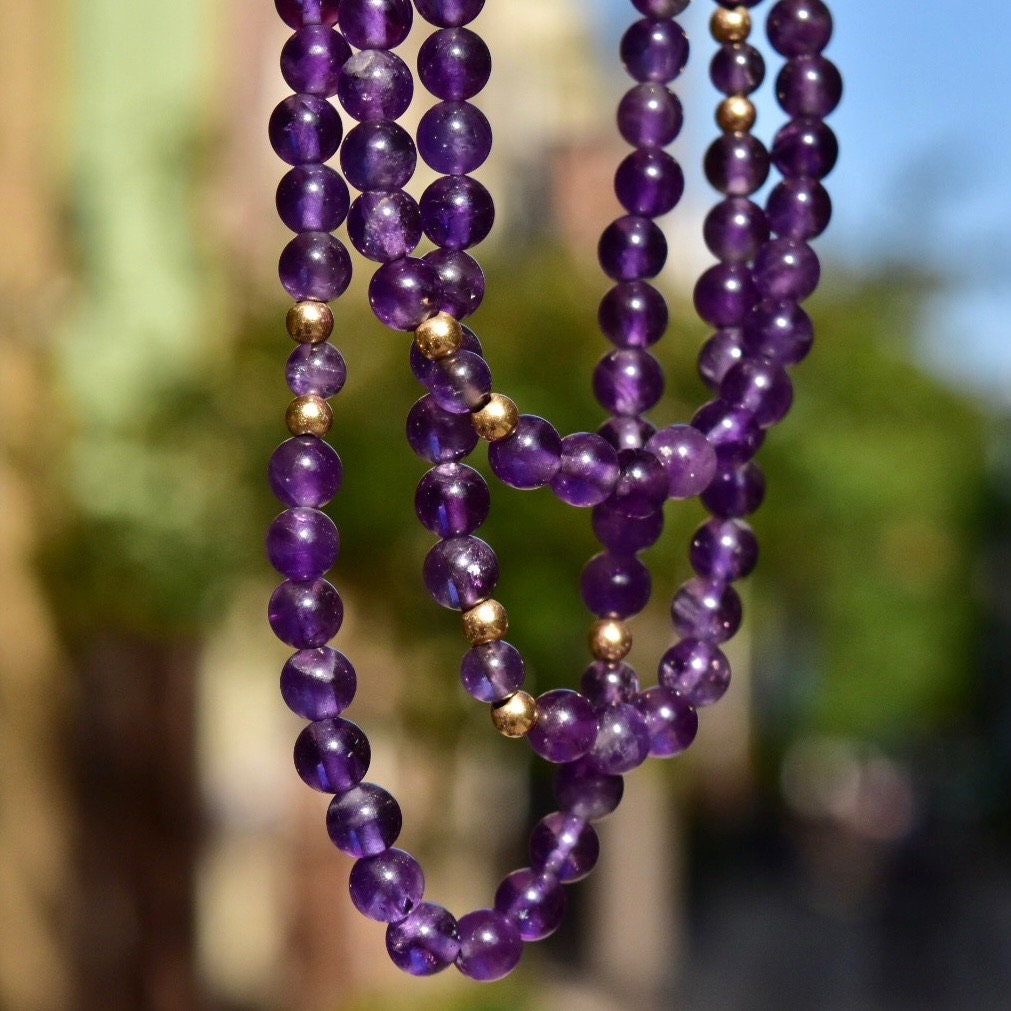 Vintage 14K Purple Jade Knotted Bead Necklace, Polished 6mm Round Jade Beads, 4mm Gold Bead Accents, Layered Beads, Gemstone Jewelry, 31" L