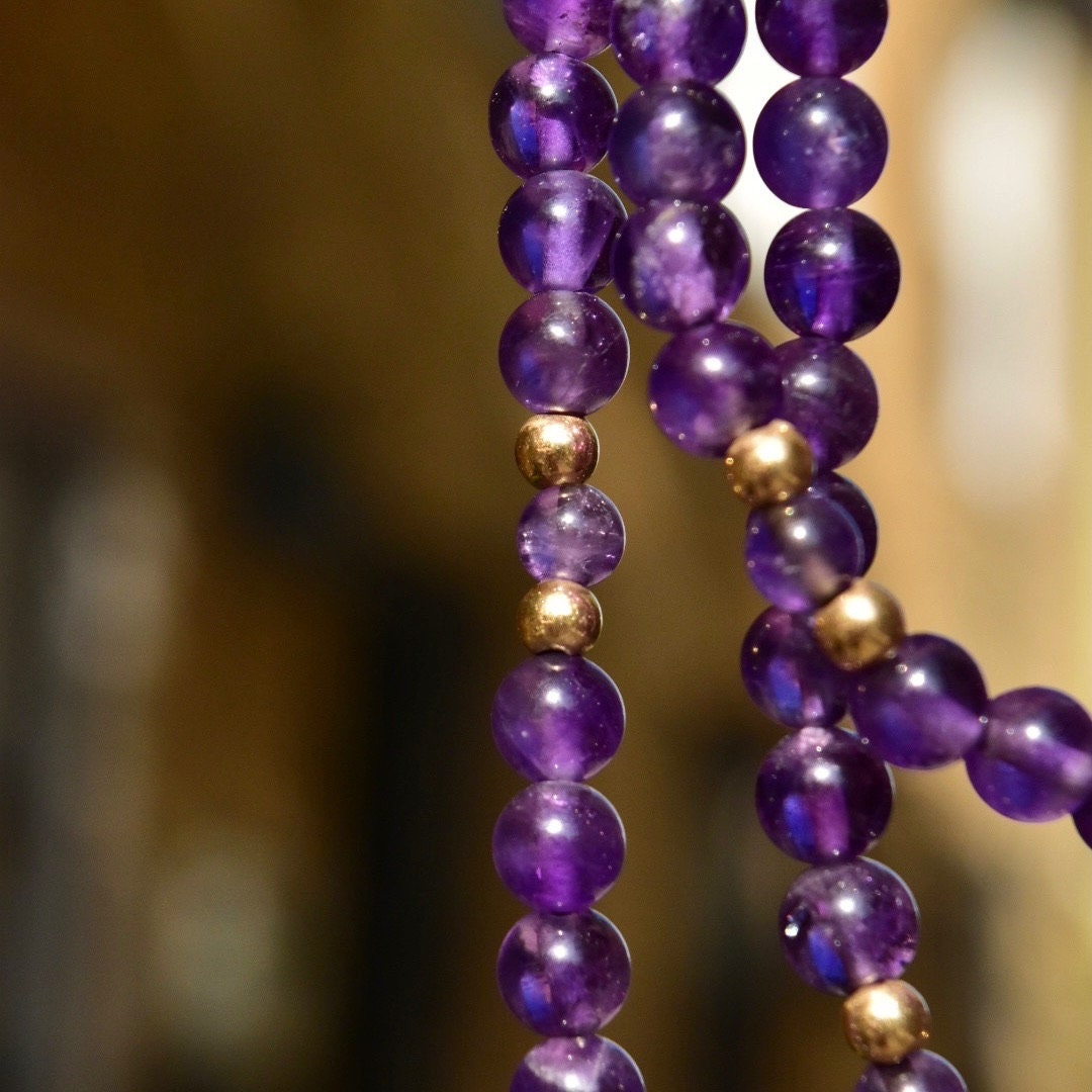 Vintage 14K Purple Jade Knotted Bead Necklace, Polished 6mm Round Jade Beads, 4mm Gold Bead Accents, Layered Beads, Gemstone Jewelry, 31" L