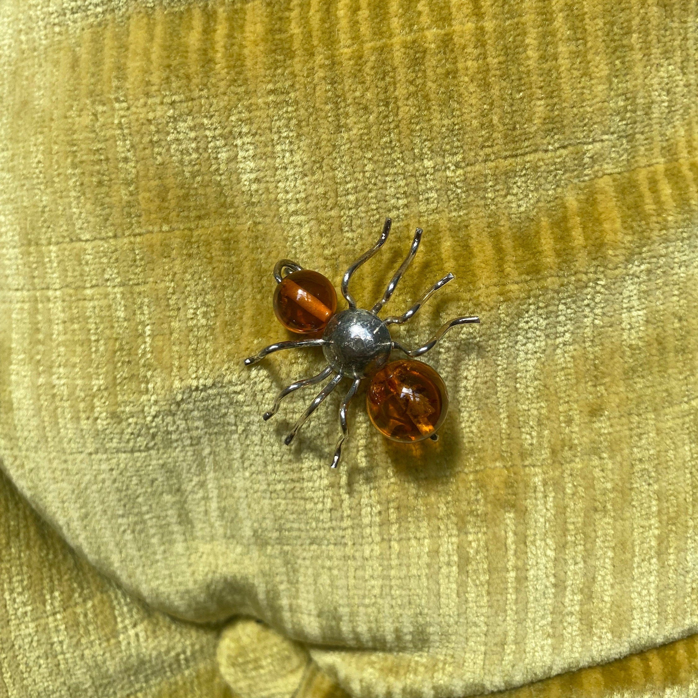 Vintage Sterling Silver Amber Insect Pin, Small Ant/Spider/Bug Brooch, Polished Amber Beads, Cute Jacket Pin, 925 Accessories, 28mm