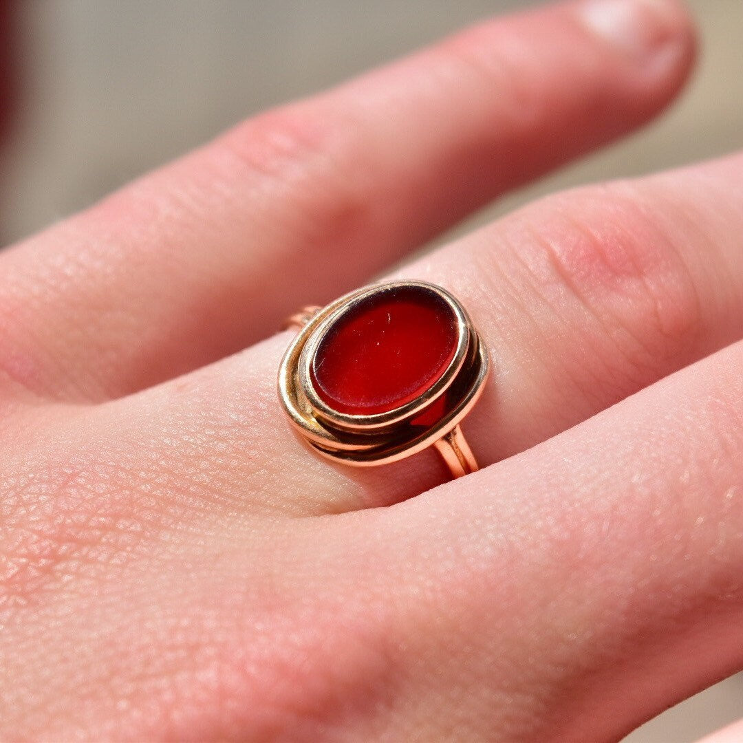 Vintage 14K Gold Carnelian Ring, Modernist Gold Ring, Translucent Red Gemstone, Size 7 US