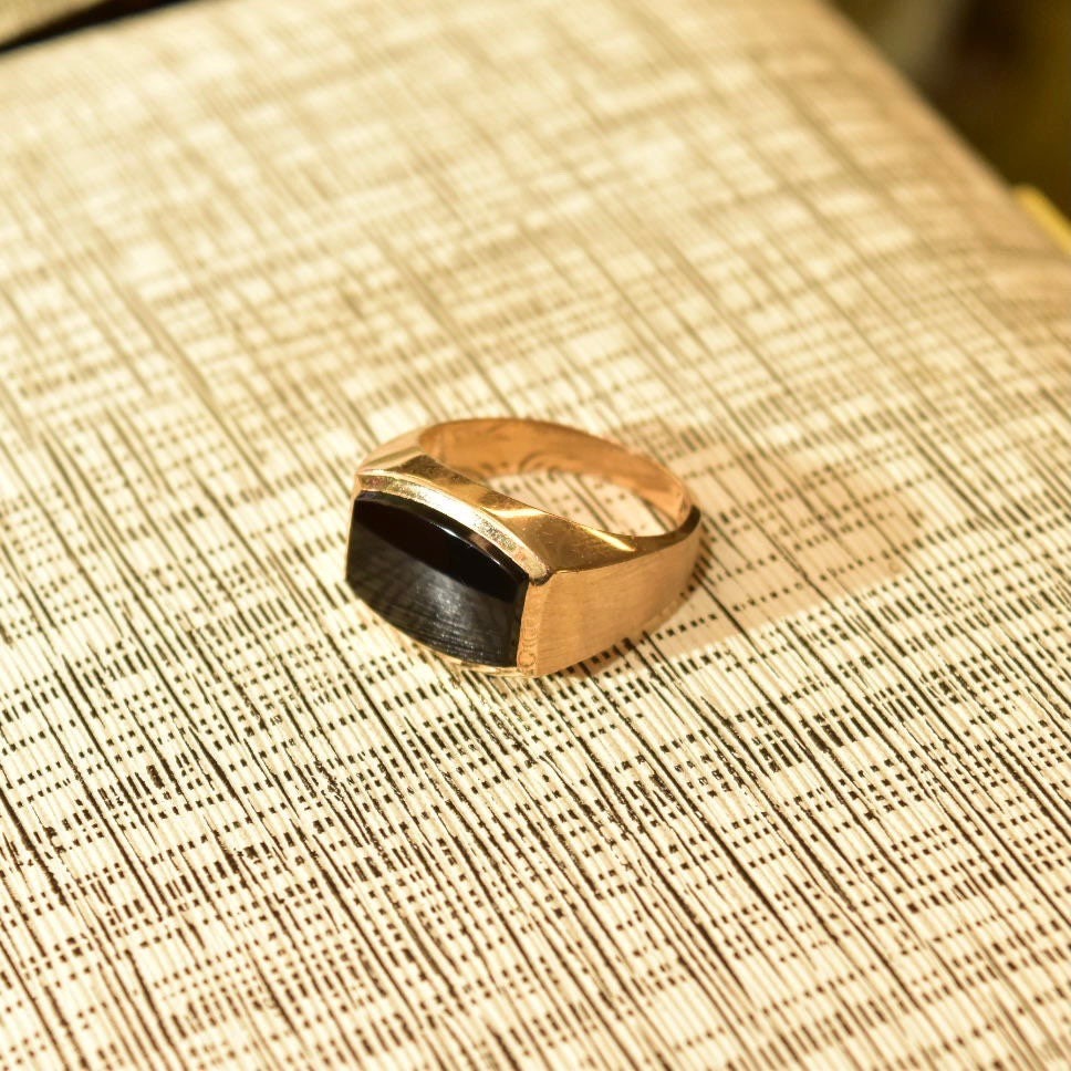 14K Yellow Gold Black Onyx Signet Ring, Sleek Modernist Unisex Gold Ring, Satin & Polished Finish, Size 8 3/4 US