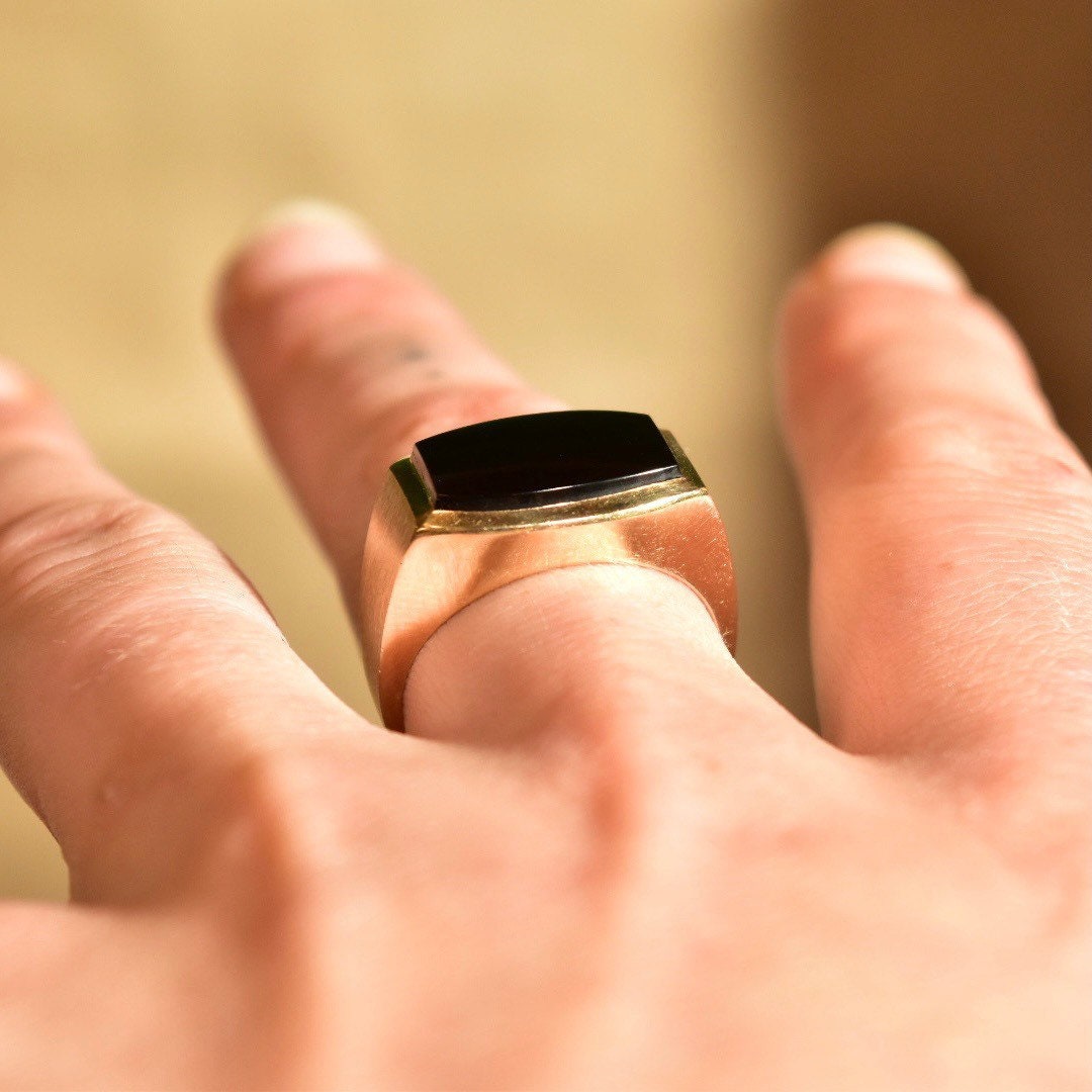 14K Yellow Gold Black Onyx Signet Ring, Sleek Modernist Unisex Gold Ring, Satin & Polished Finish, Size 8 3/4 US