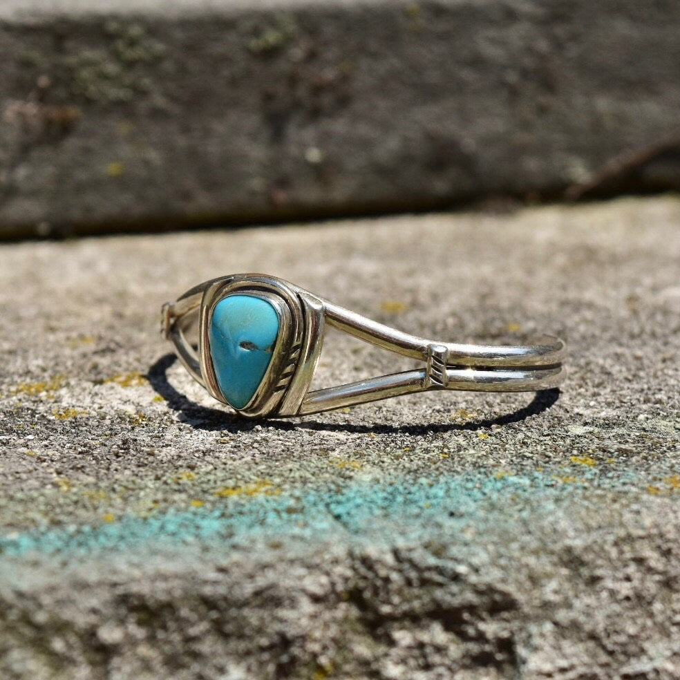 Vintage Native American Turquoise & Silver Cuff Bracelet, Turquoise Cuff With Engraved Silver Details, Adjustable Cuff, Old Pawn Jewelry