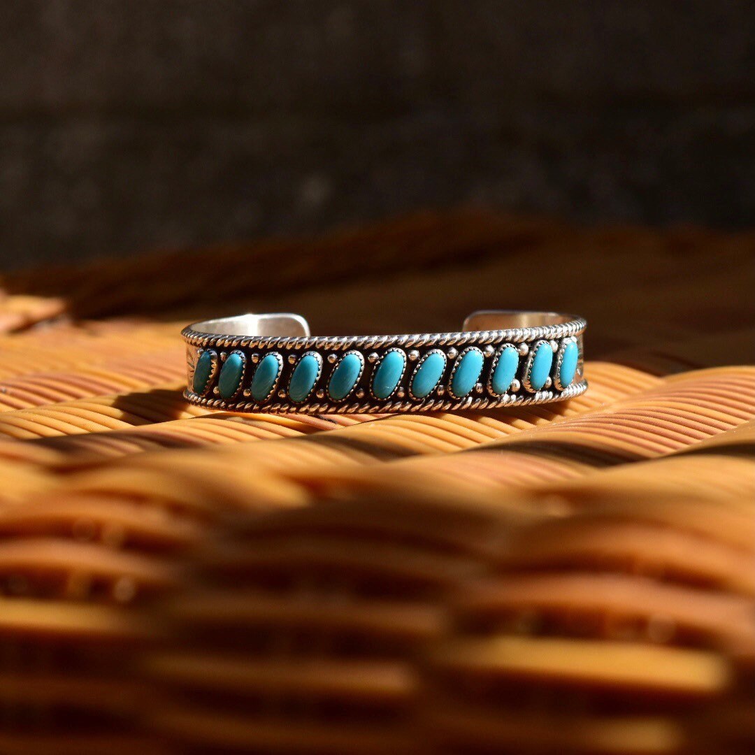 Vintage Bell Sterling Silver Turquoise Cuff Bracelet, Multi-Stone Turquoise Cuff, Hammered Silver Designs, Native American Jewelry, 5 7/8