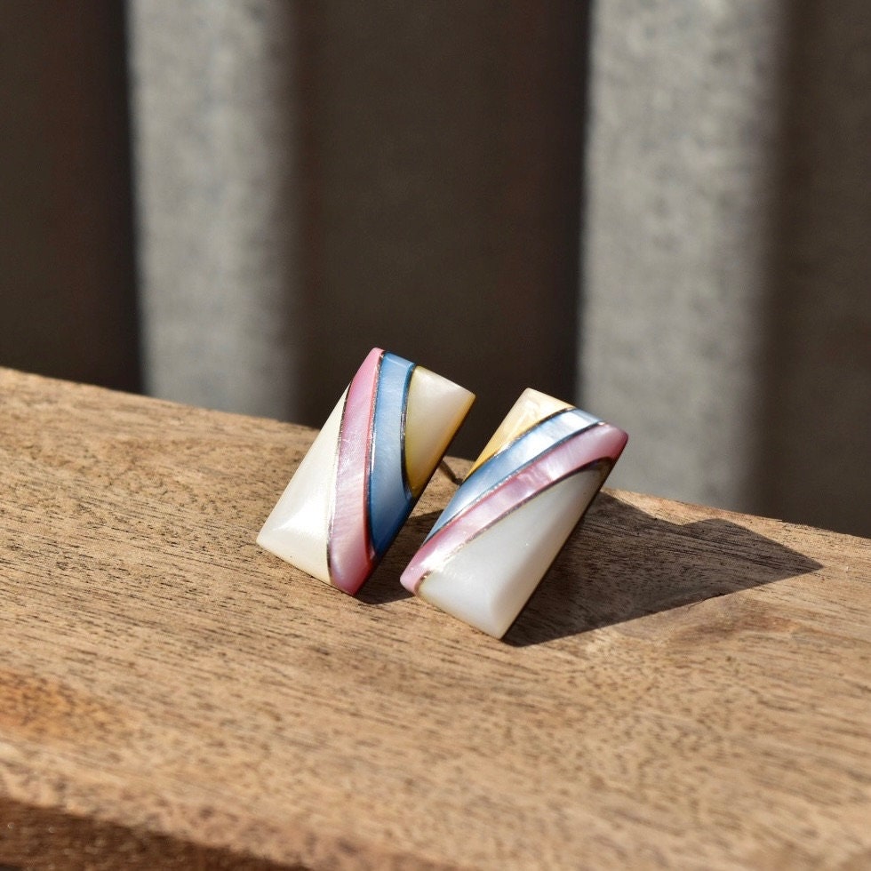 Iridescent Mother of Pearl Sterling Silver Stud Earrings, Striped Pink, Blue, Yellow Mother of Pearl Shell Inlay, Mexico 950, 21mm