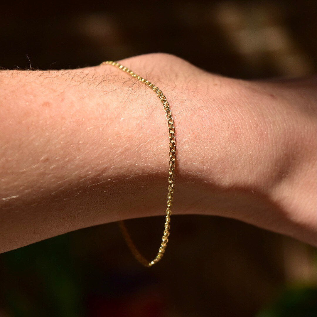 14K Gold Bismark Chain Bracelet, 2mm Flat Mesh Link Bracelet, Spring-Ring Clasp, Minimalist Jewelry, 7" L