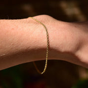 14K Gold Bismark Chain Bracelet, 2mm Flat Mesh Link Bracelet, Spring-Ring Clasp, Minimalist Jewelry, 7" L
