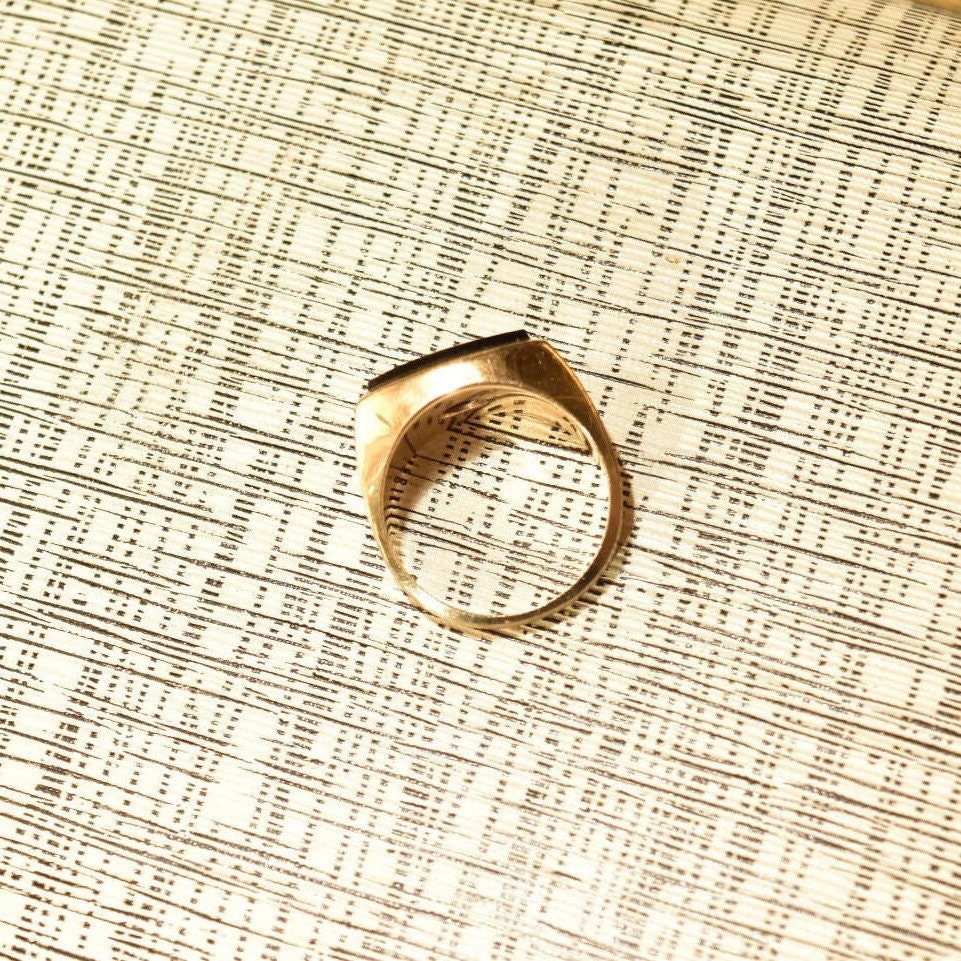 14K Yellow Gold Black Onyx Signet Ring, Sleek Modernist Unisex Gold Ring, Satin & Polished Finish, Size 8 3/4 US