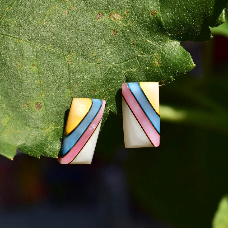 Iridescent Mother of Pearl Sterling Silver Stud Earrings, Striped Pink, Blue, Yellow Mother of Pearl Shell Inlay, Mexico 950, 21mm