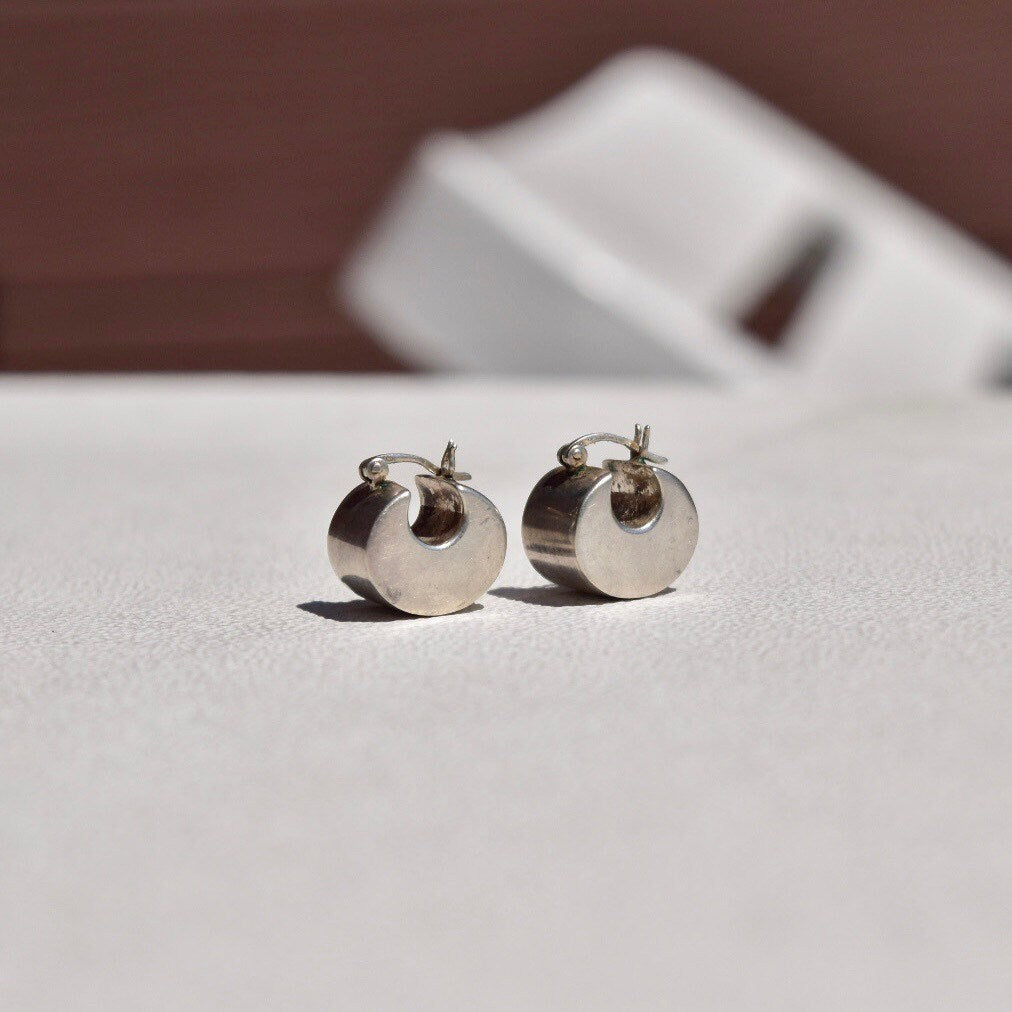 Mini Chunky Sterling Silver Hoop Earrings, Small Unisex Earrings, Modernist Jewelry, Vintage 925 Hoops, 16mm