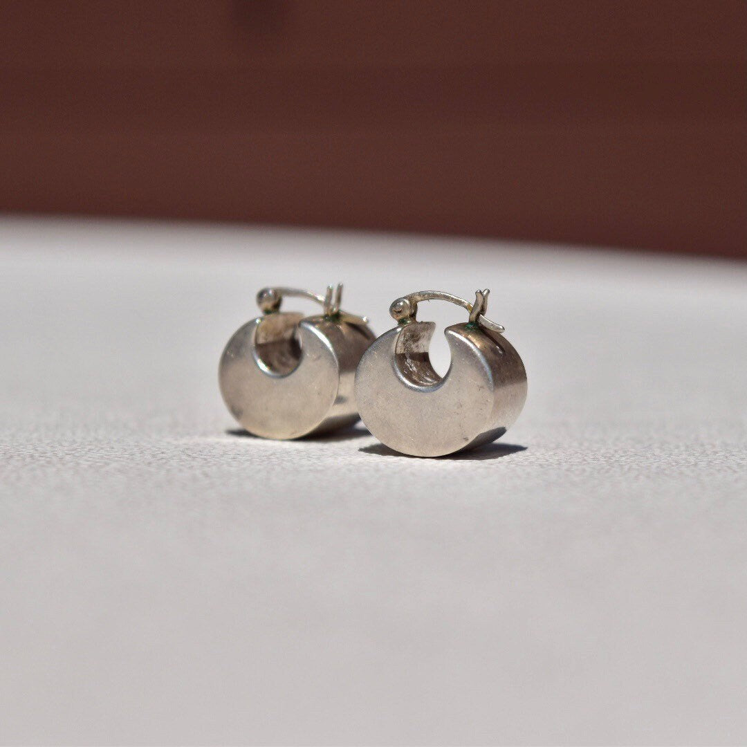 Mini Chunky Sterling Silver Hoop Earrings, Small Unisex Earrings, Modernist Jewelry, Vintage 925 Hoops, 16mm