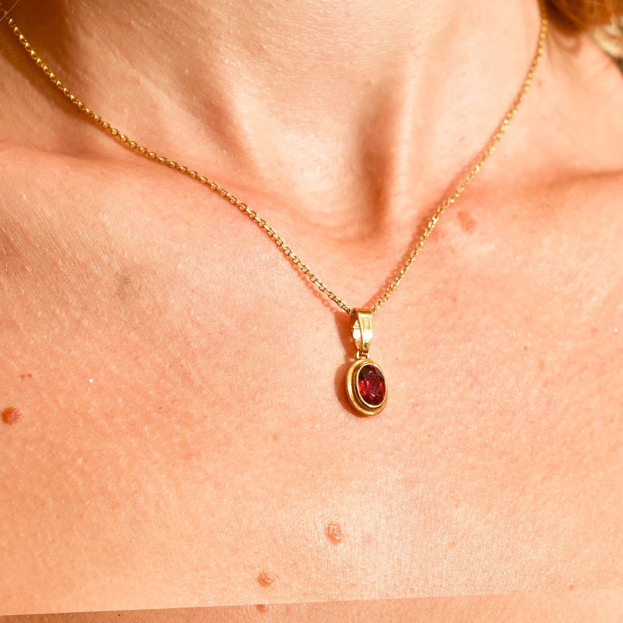 18K Garnet Pendant, Heirloom Charm, Oval-Cute Garnet, Yellow Gold Bezel Set Solitaire Pendant, 21mm