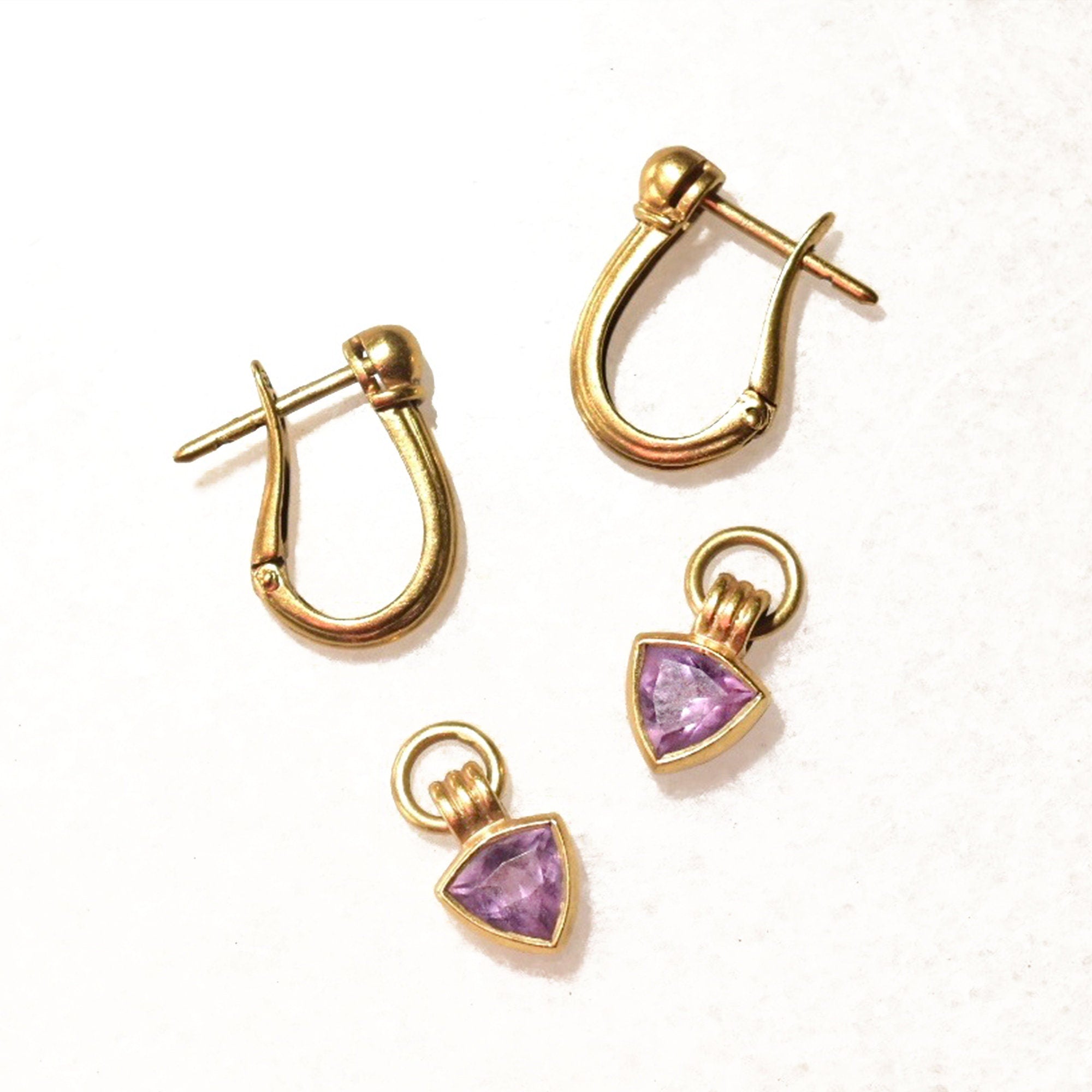 18K Amethyst Hoop Charm Earrings, Trillion-Cut Gemstone, Small Yellow Gold Latch Back Hoops, 750 Hallmark, 27mm