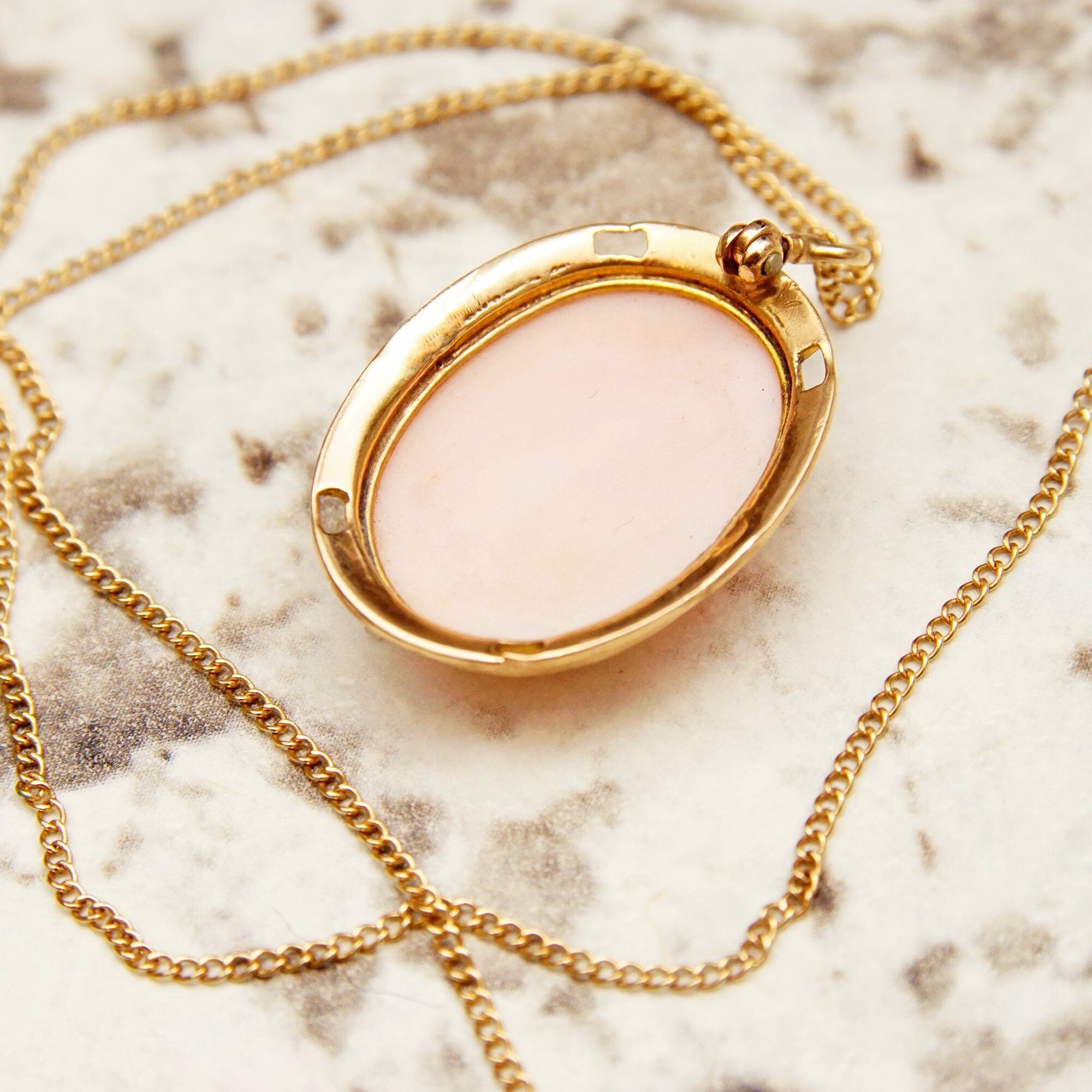 Antique 14K Pink Cameo Pendant Necklace, Yellow Gold Bezel Pendant, Classic Relief Shell Carving, 1mm Chain, 16" L