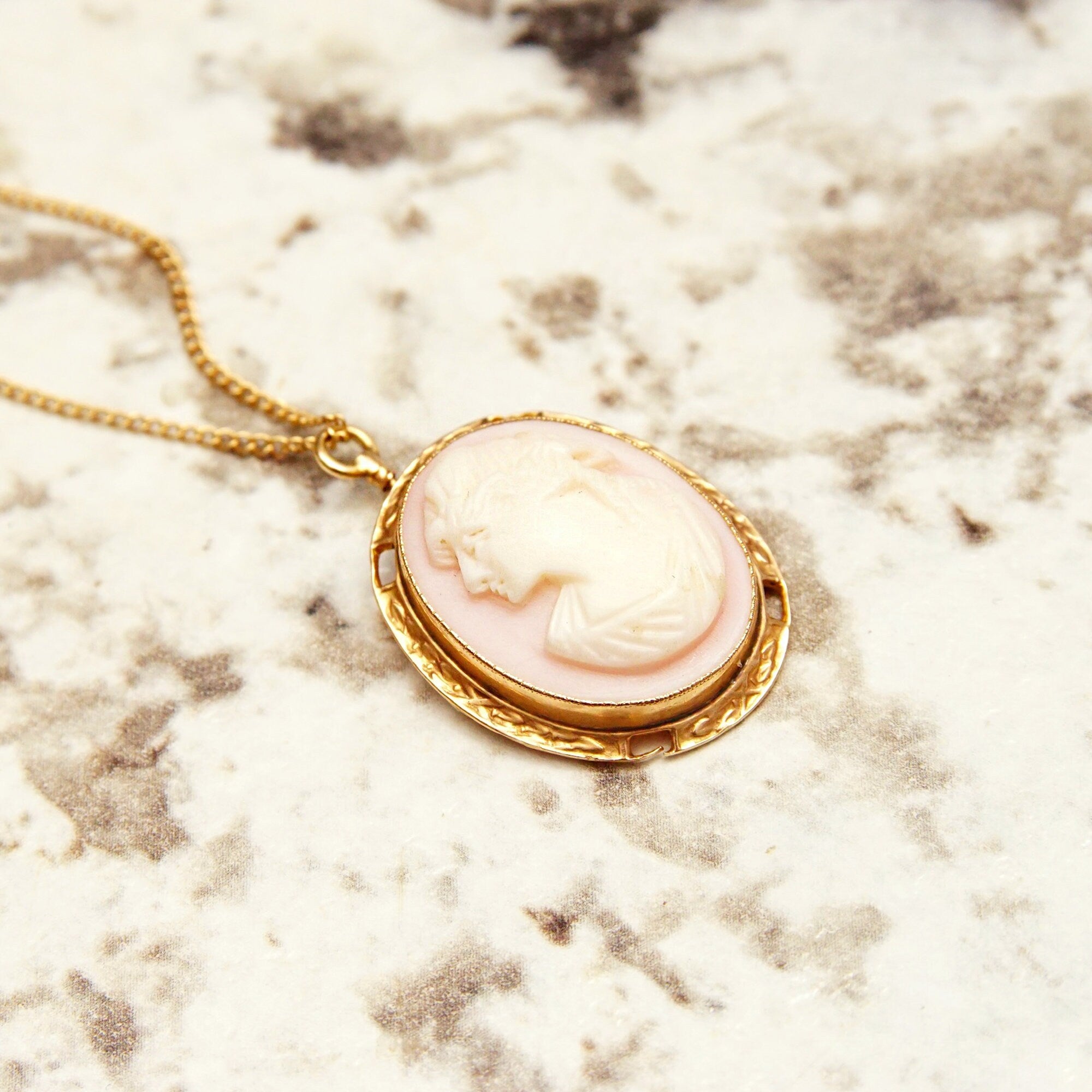 Antique 14K Pink Cameo Pendant Necklace, Yellow Gold Bezel Pendant, Classic Relief Shell Carving, 1mm Chain, 16" L