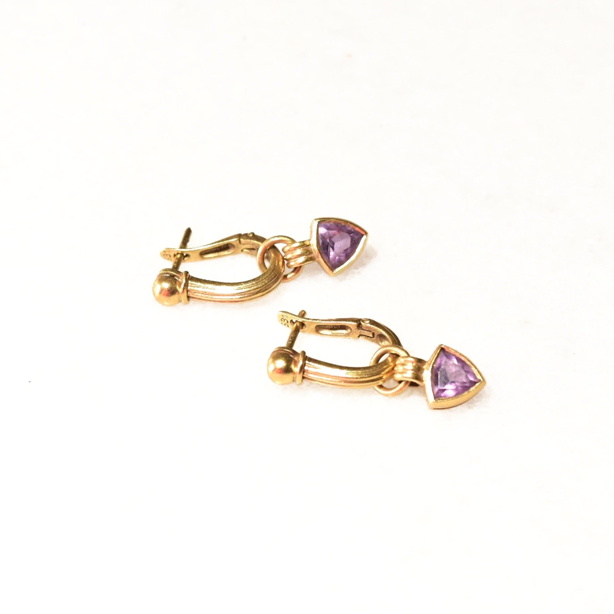 18K Amethyst Hoop Charm Earrings, Trillion-Cut Gemstone, Small Yellow Gold Latch Back Hoops, 750 Hallmark, 27mm