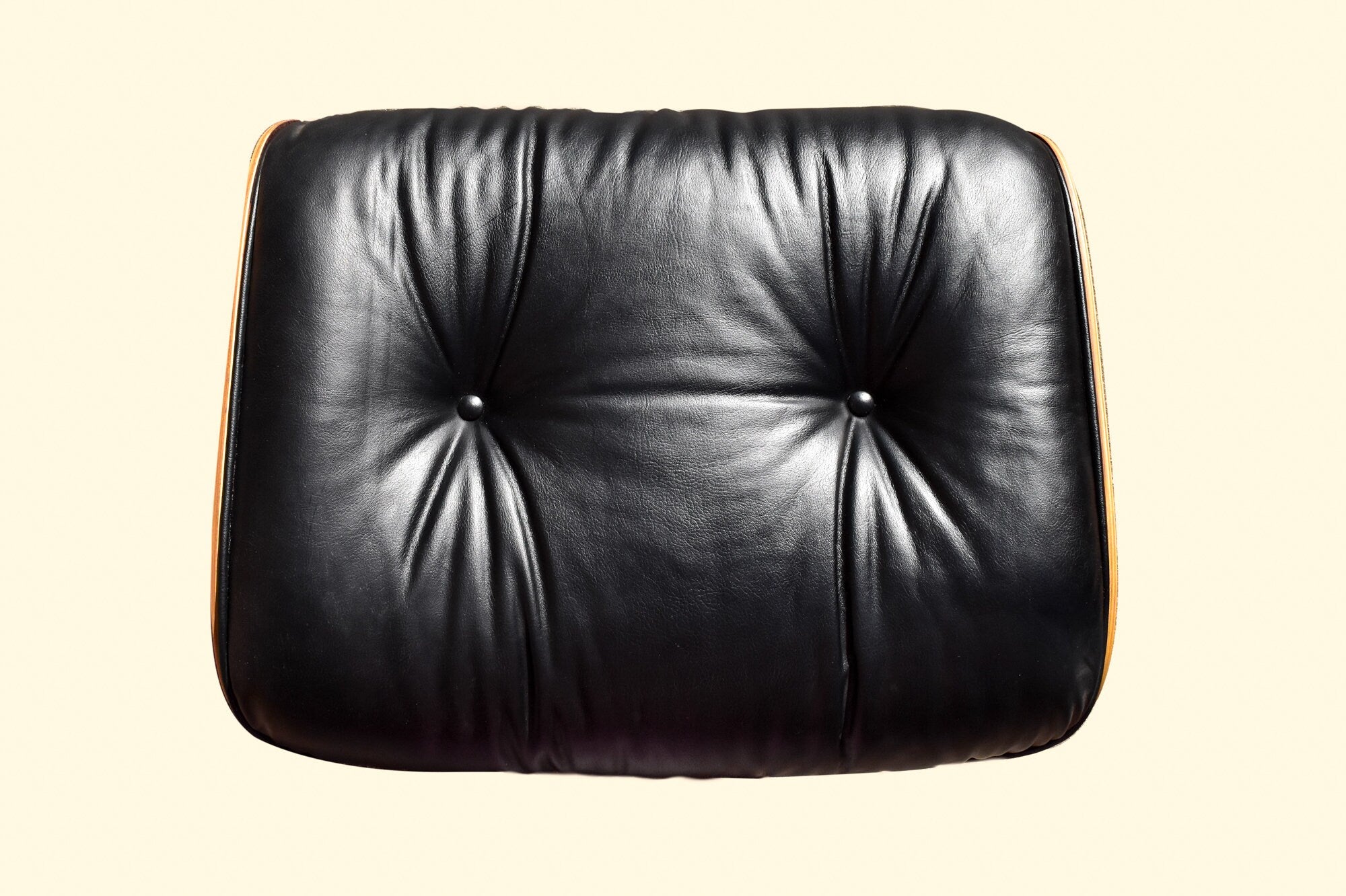 Rare HERMAN MILLER Eames Lounge Chair & Ottoman In Rosewood Black Leather, Original 1970's Eames Swivel Chair Set