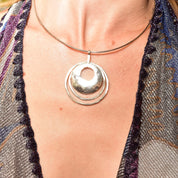 Modernist Sterling Silver Hammered Circle Pendant Necklace, Round 2mm Omega Chain, Retired Silpada Jewelry, 17" L