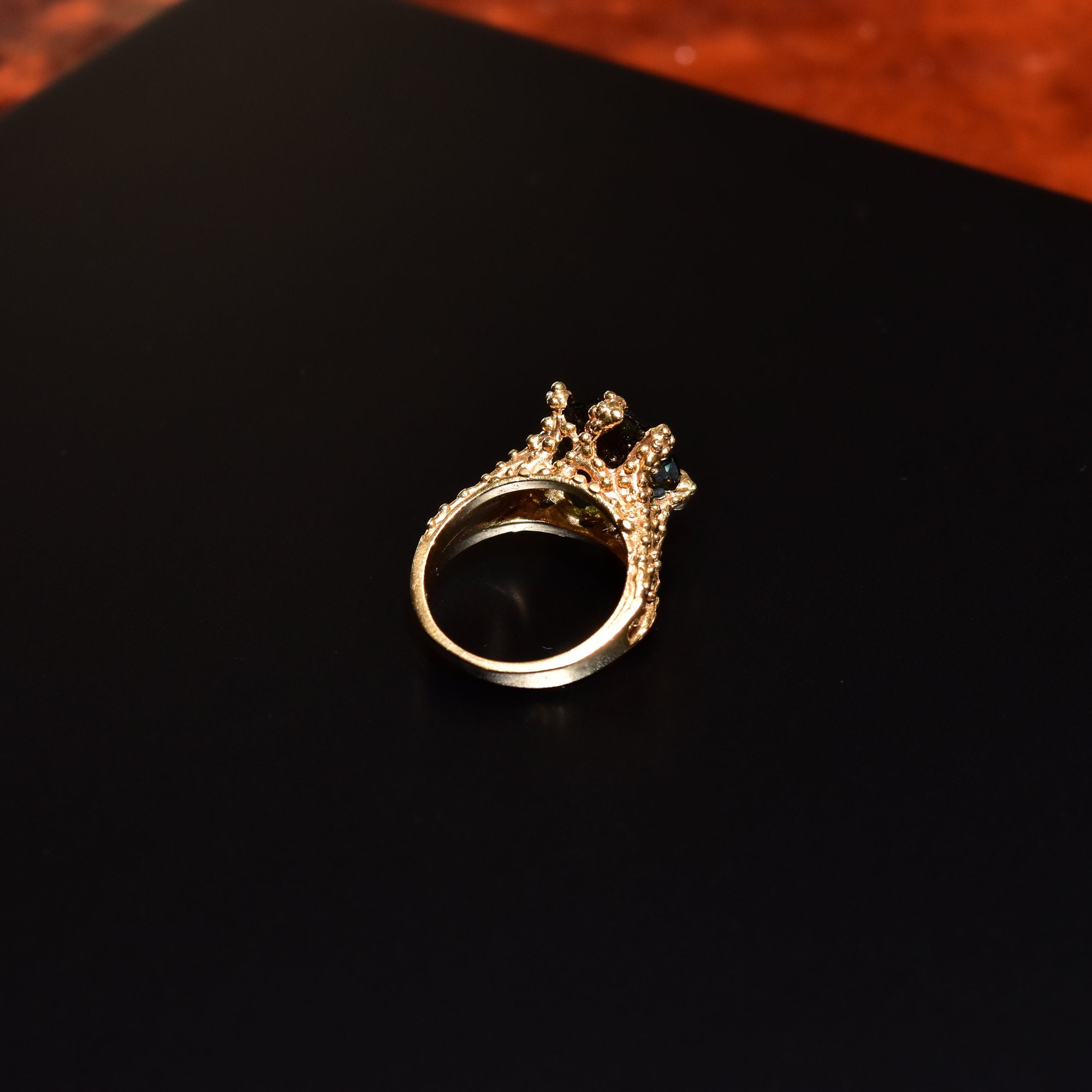 Brutalist 14K Green Topaz Cocktail Ring, Textured Organic Yellow Claw Setting, Estate Jewelry, Size 5 US
