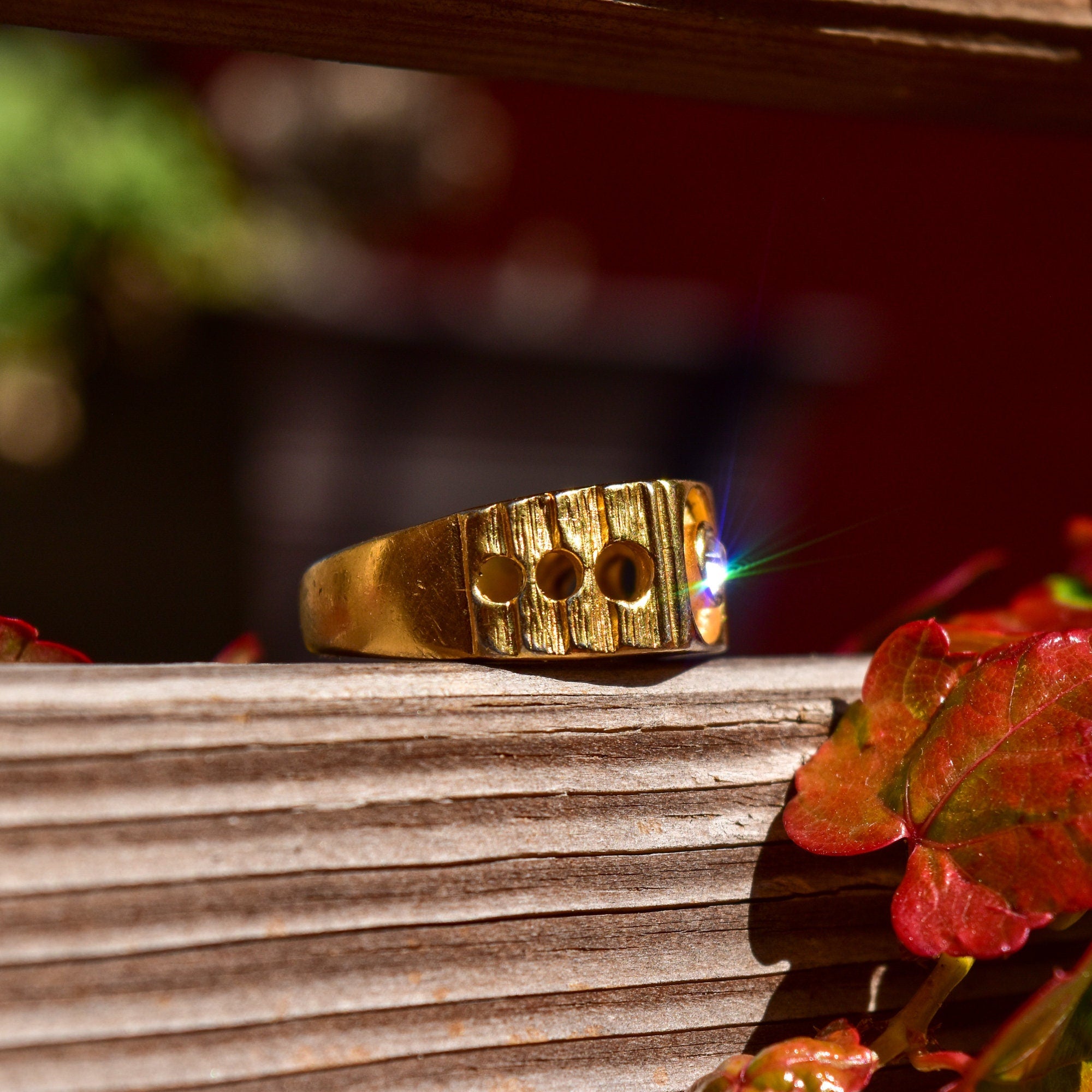 Modernist 18K H.G.E Diamond Signet Ring, Chunky Textured Yellow Gold Ring W/ Circle Cutouts, Size 9 US
