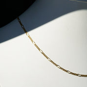Italian 18K Figaro Chain In Solid Yellow Gold, 2.5mm Gold Link Necklace, Estate Jewelry, 750 Hallmark, 17" L