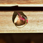 Estate 10K Gold Inlay Red Spinel Signet Ring, Engraved Yellow Gold Setting, Bevel-Cut Gemstone, Size 9 1/2 US