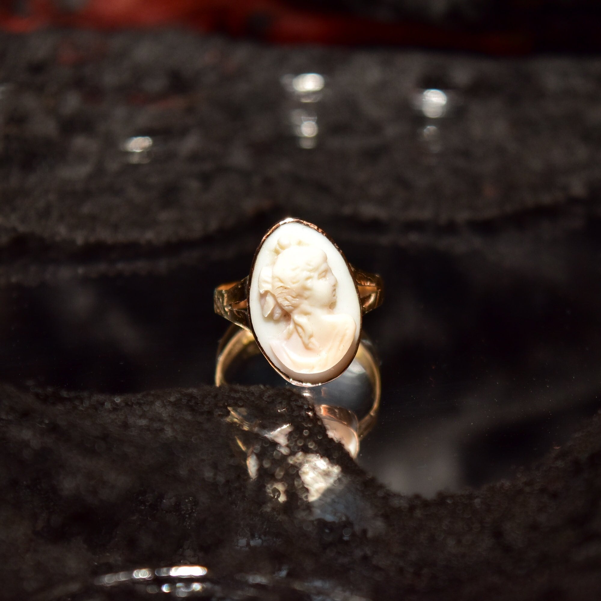 Victorian 9ct Angel Skin Coral Cameo Ring, All White High-Relief Cameo In Yellow Gold, Estate Jewelry, 8 1/2 US - Good's Vintage