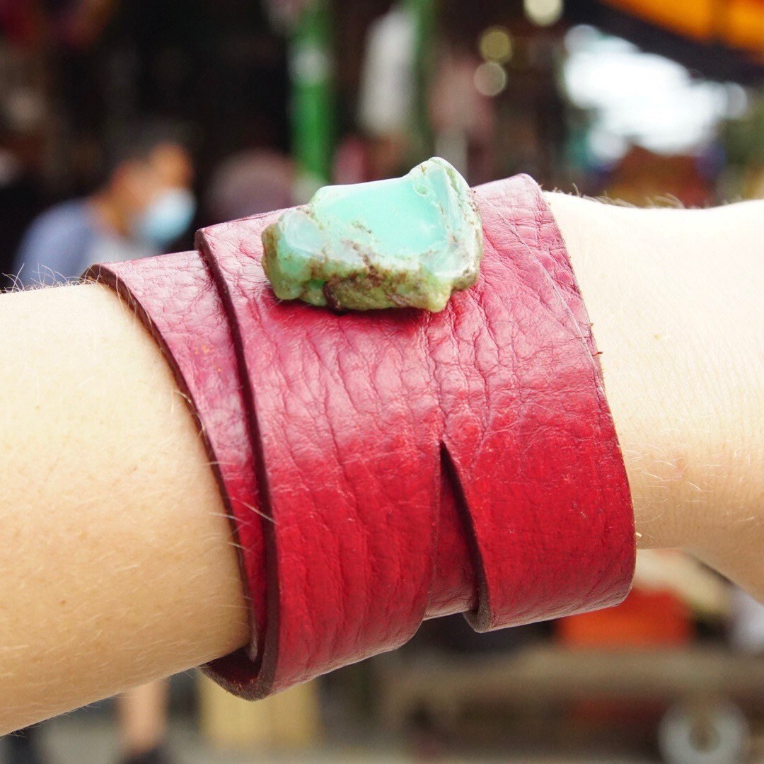 Vintage Tandy Red Leather & Turquoise Wrap Around Bracelet, Boho Style, Engraved Leather Cuff, Raw Turquoise Stone, Button Clasp, 8"